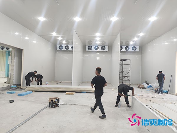 萬噸冷庫建造施工現(xiàn)場